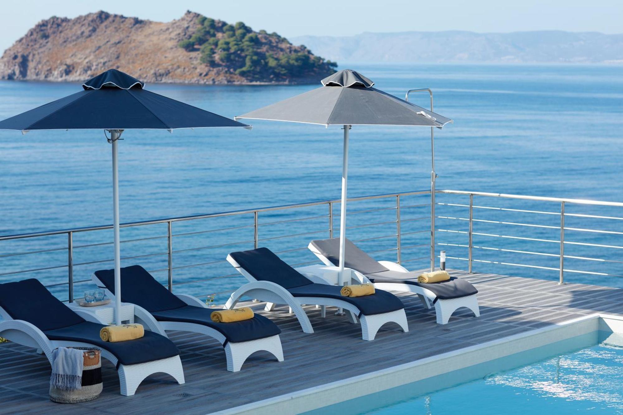 Eleia Seafront Rooms & Villas Petra  Esterno foto