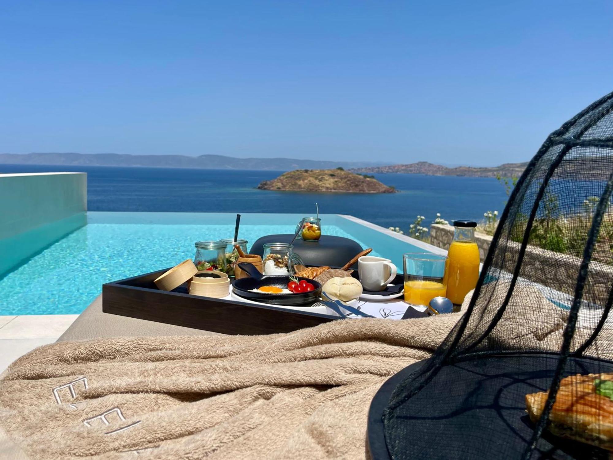 Eleia Seafront Rooms & Villas Petra  Esterno foto