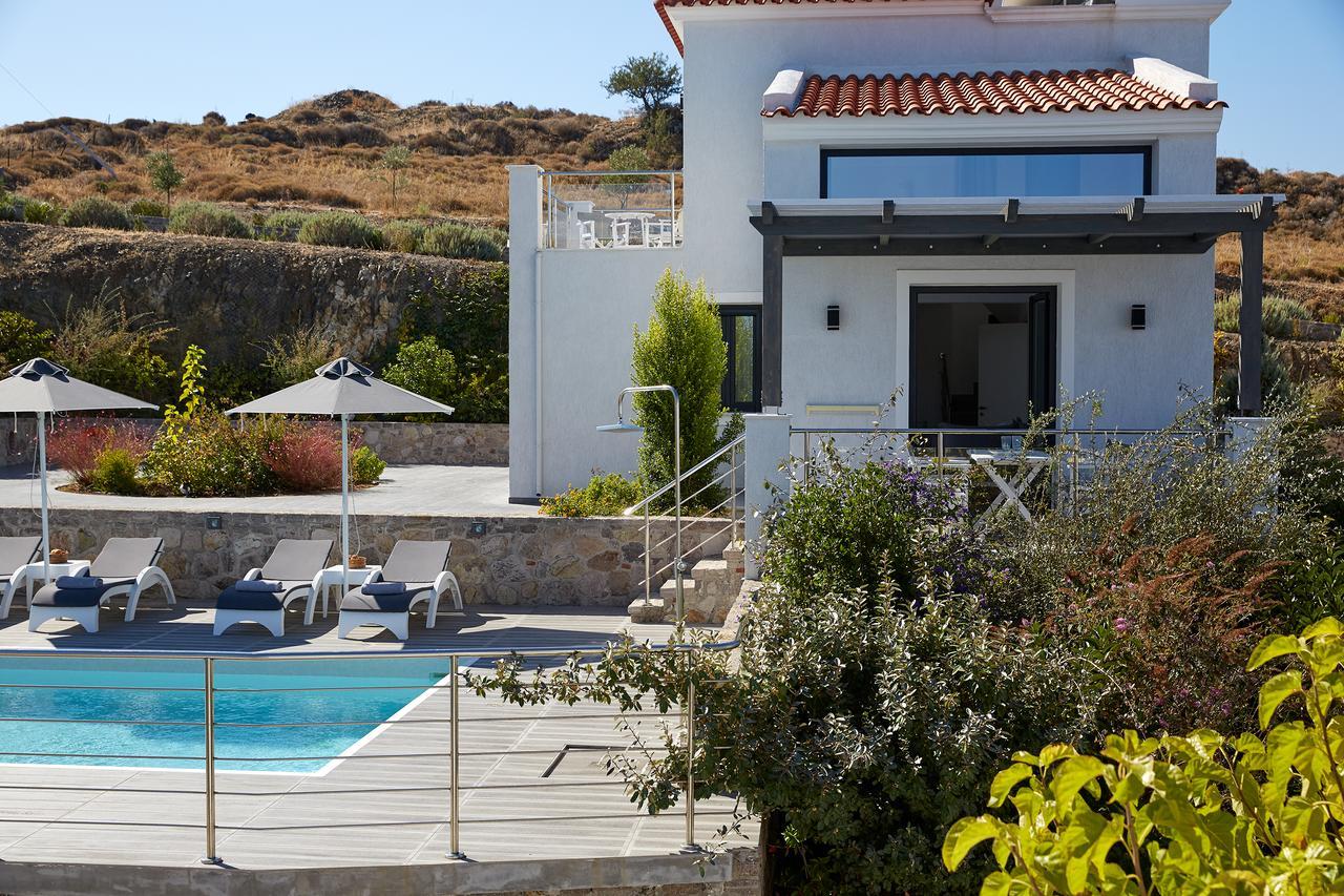 Eleia Seafront Rooms & Villas Petra  Esterno foto
