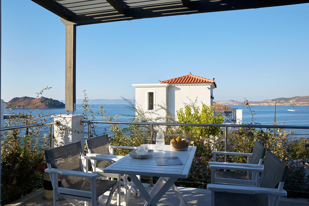 Eleia Seafront Rooms & Villas Petra  Esterno foto